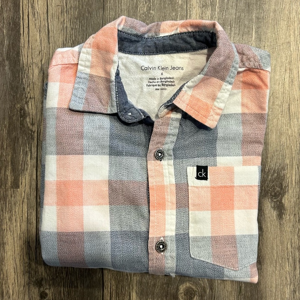Kids Size 6 Calvin Klein long sleeve button down.